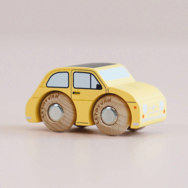 Le Toy Van Dřevěné autíčko Fifi