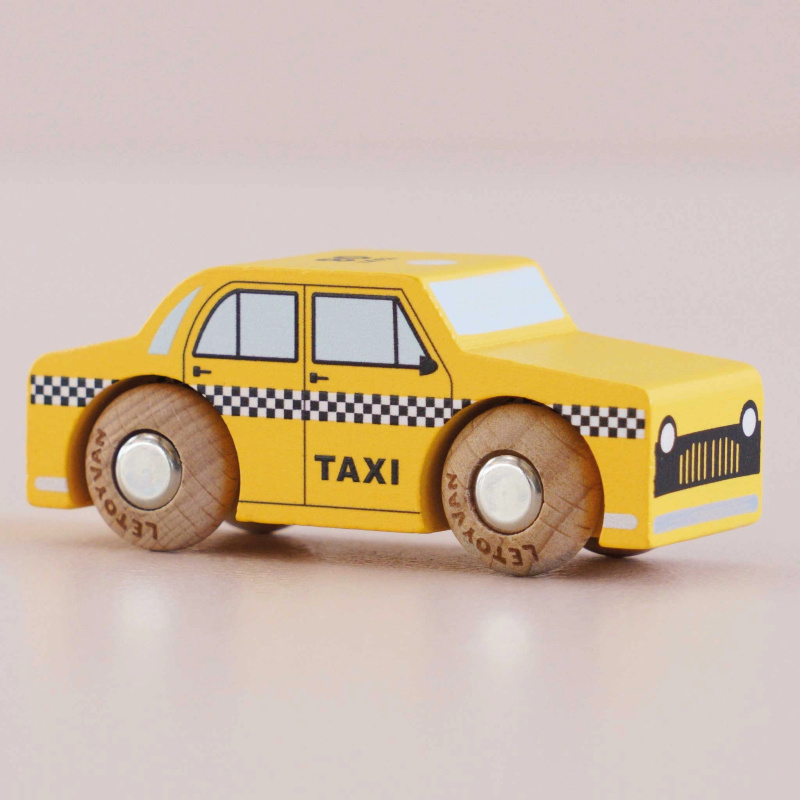 Le Toy Van Dřevěné taxi Trixie
