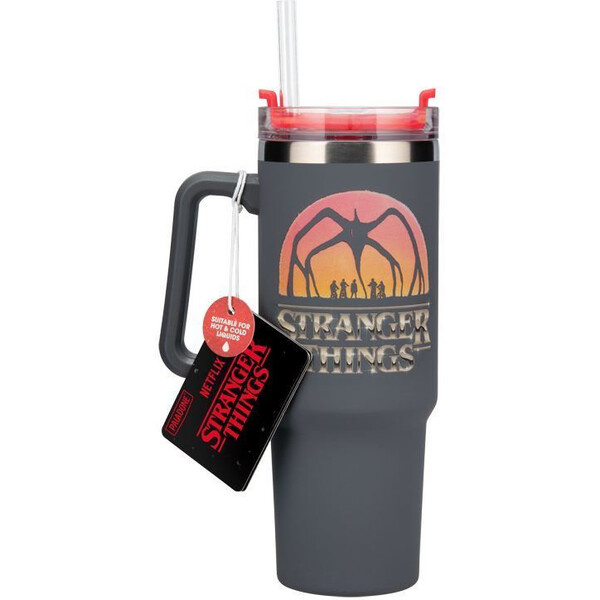 Cestovní hrnek Paladone Stranger Things 5 - 900 ml Vícebarevná