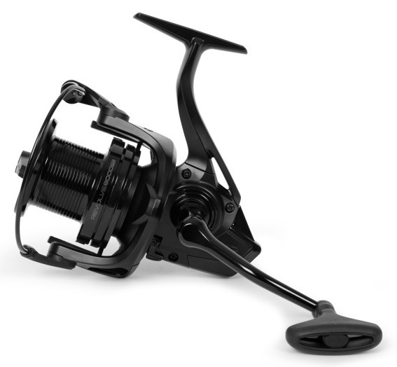 Avid carp naviják revolve 8000fd