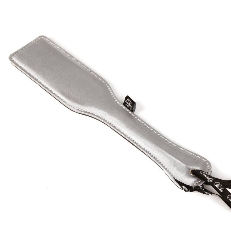 Fifty Shades of Grey důtka Twitchy Palm
