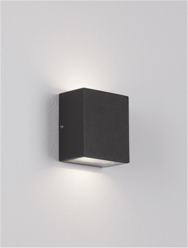 Nova Luce Venkovní nástěnné svítidlo PARRIS, LED 10.4W 3000K 266st. IP65