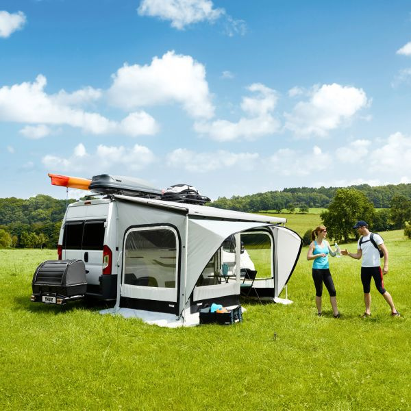 Předstan Thule QuickFit Montážní výška: 225-244 cm, M, Délka markýzy: 4,0 m