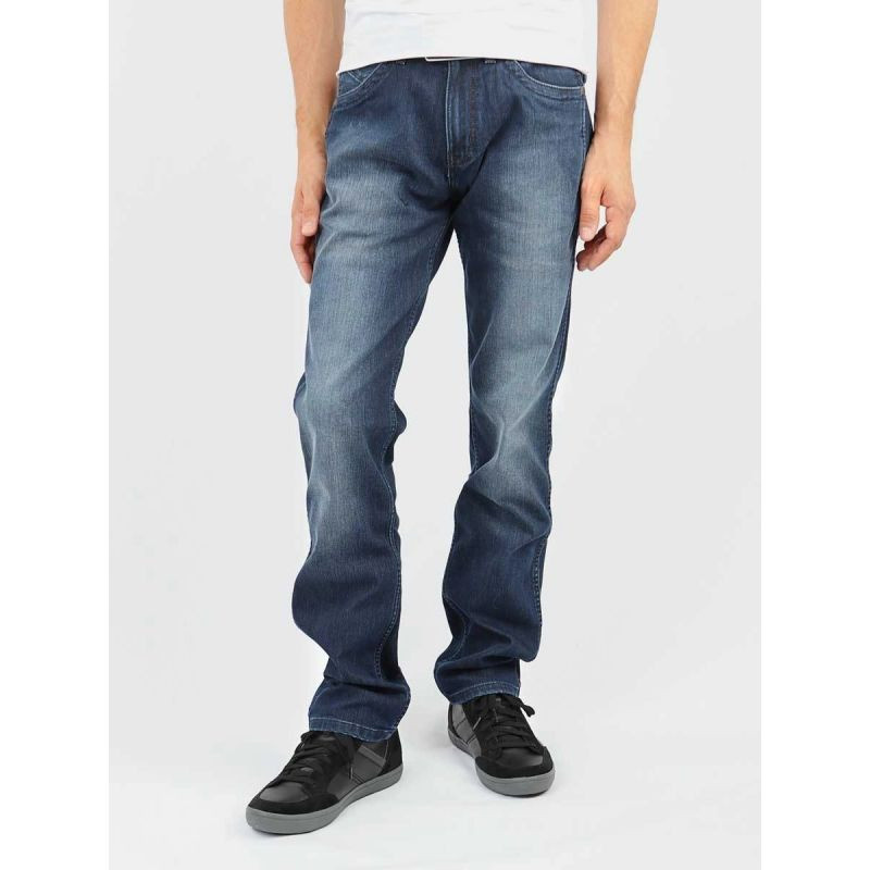 Wrangler® Greensboro Modern Regular W15QEE77T US 29 / 32