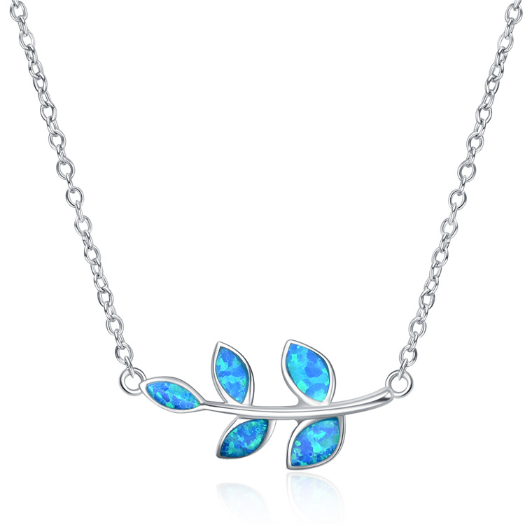 Olivie Stříbrný náhrdelník LEAF 5607