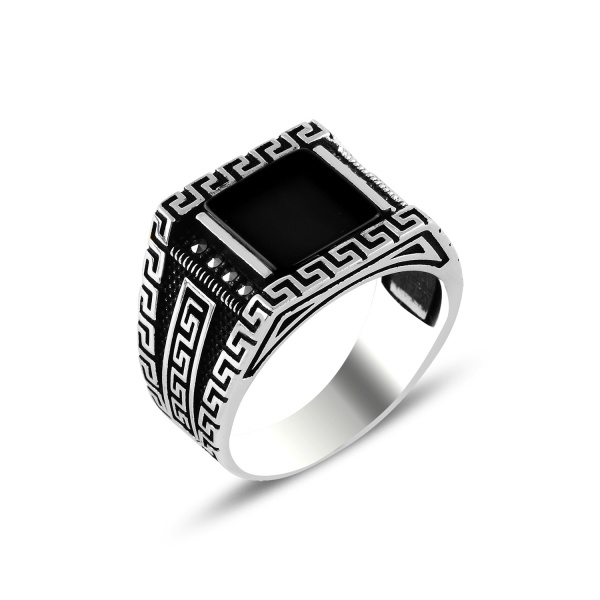 Olivie Pánský stříbrný prsten ONYX 5703 Velikost prstenů: 9 (EU: 59-61)