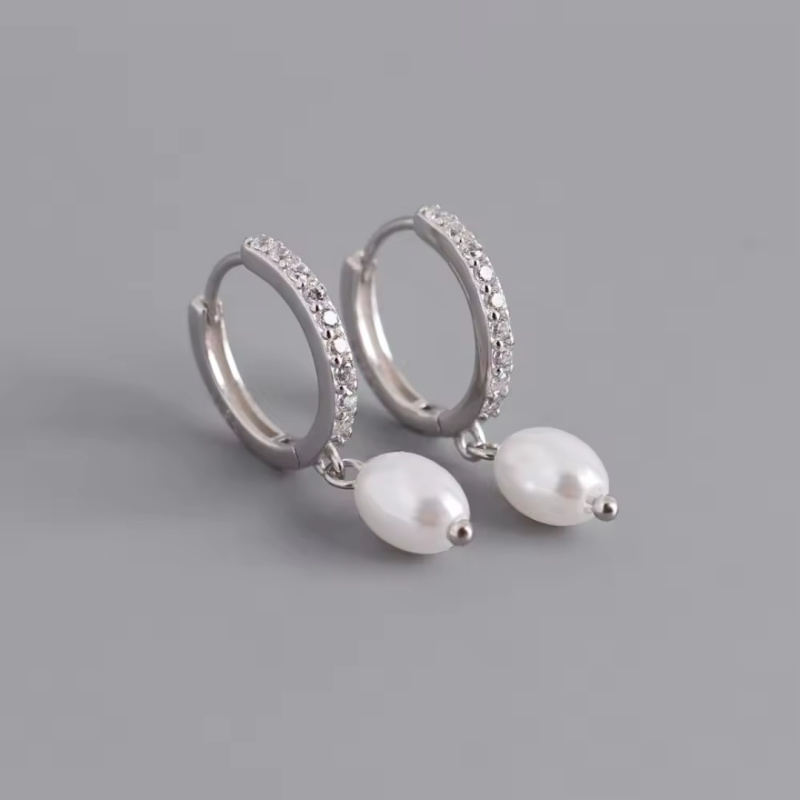 Olivie Stříbrné náušnice s perlou 8726