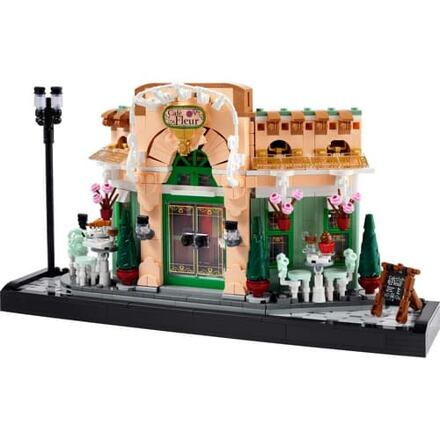 Francouzská kavárna LEGO Icons
