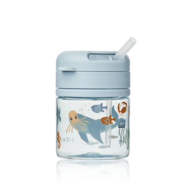 LIEWOOD Tritanový hrneček s brčkem Pavia - Sea creature / Sandy 280ml