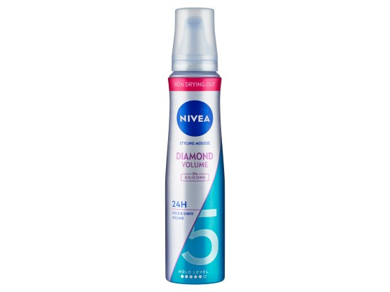 NIVEA Diamond Volume pěnové tužidlo pro objem a lesk 150 ml