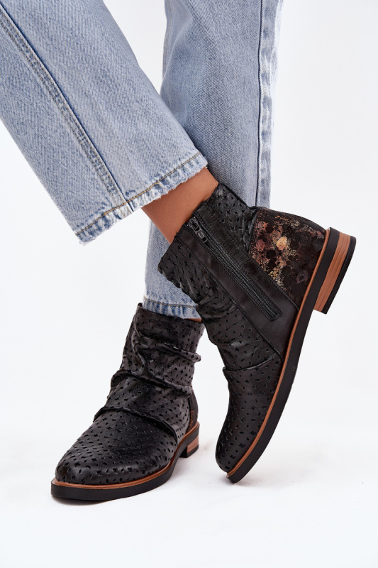 Kožené kotníkové boty s perforovaným vzorem Maciejka 05922-01 Černé 40