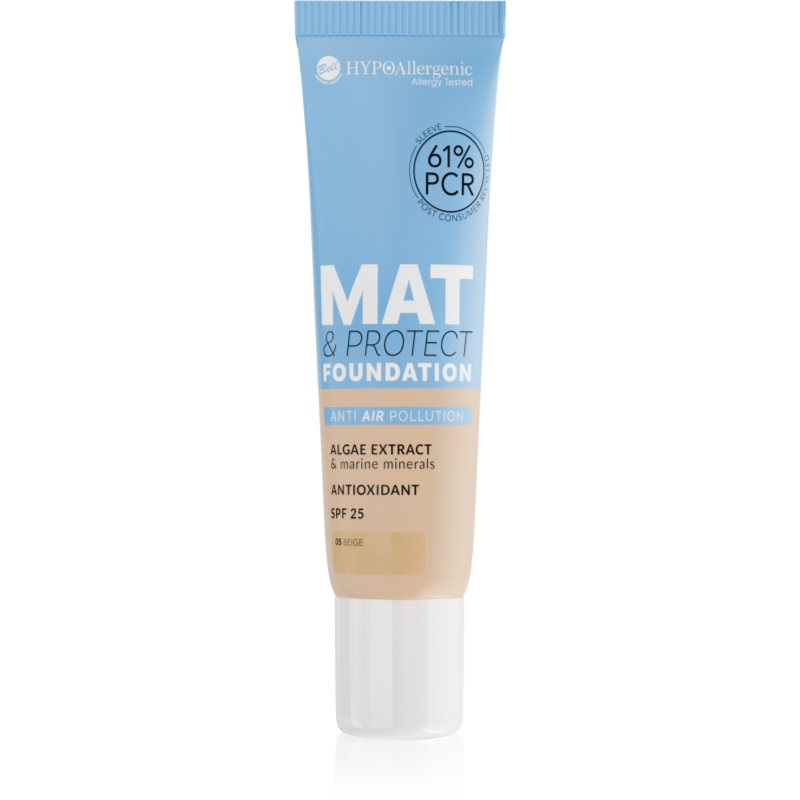Bell Hypoallergenic dlouhotrvající matující make-up SPF 25 odstín 05 Beige 30 g
