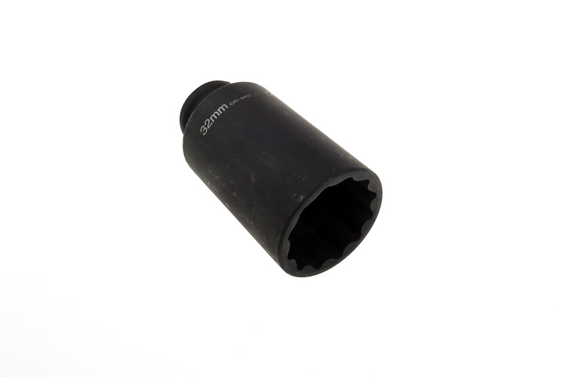 Kovaný vnitřní nástrčný klíč 1/2" dvanáctihranný 32 mm VAG - AH54360