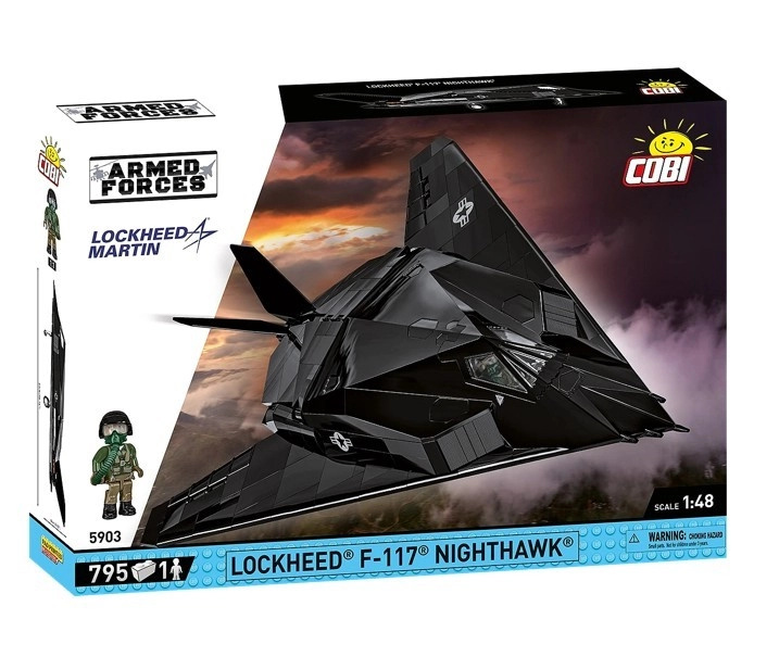 Model F-117 Nighthawk z 795 díly