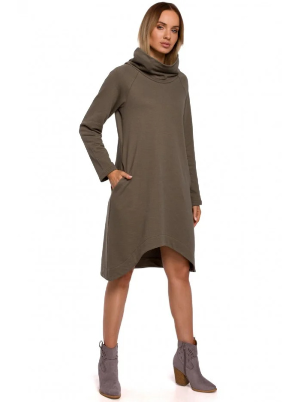 M551 Pletené šaty s asymetrickým lemem - khaki barva EU XXL