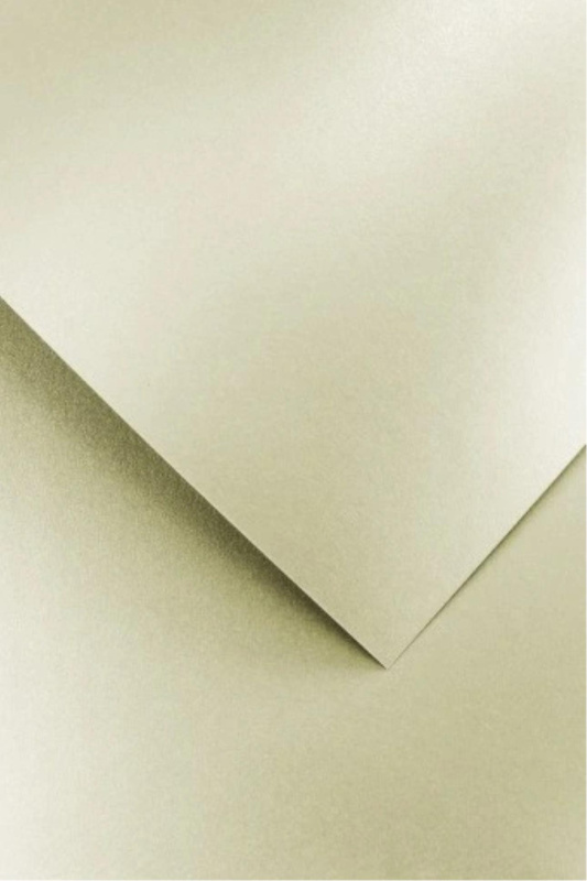 Galeria Papieru Designový papír A4 Pearl - 210 g, krémový, 20 ks