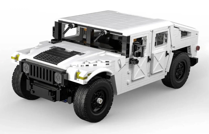 CaDA Vojenské vozidlo Humvee 1:12 - 1386 dílků