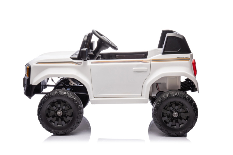 Terénní vozidlo Toyota Land Cruiser PRADO bílé