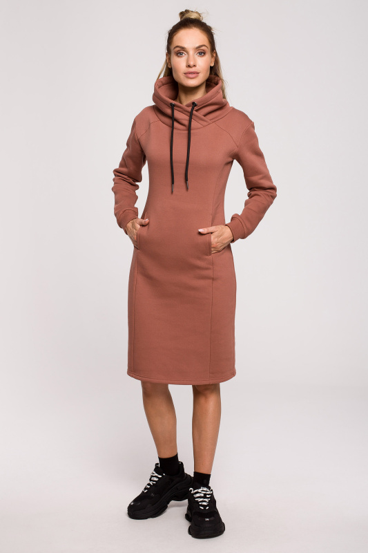 M619 Úpletové šaty s vysokým límcem - marsala EU XL