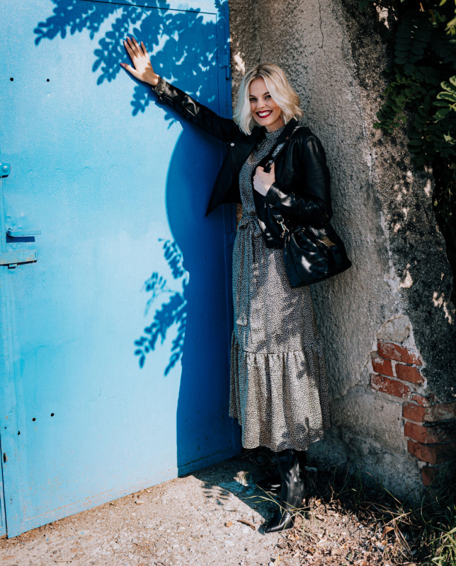 S290 Maxi šaty s leopardím vzorem - model 1 EU S