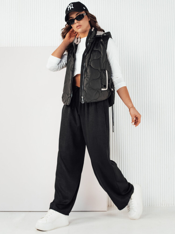 Dámská prošívaná vesta TREOS Barva béžová DSTREET TY4216 Barva: Černá, Velikost: S