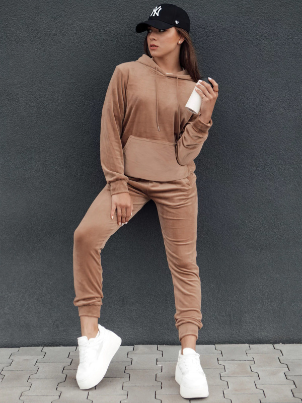 Komplet dámský velurový RELAX FIT světle hnědý Dstreet AY1070 L