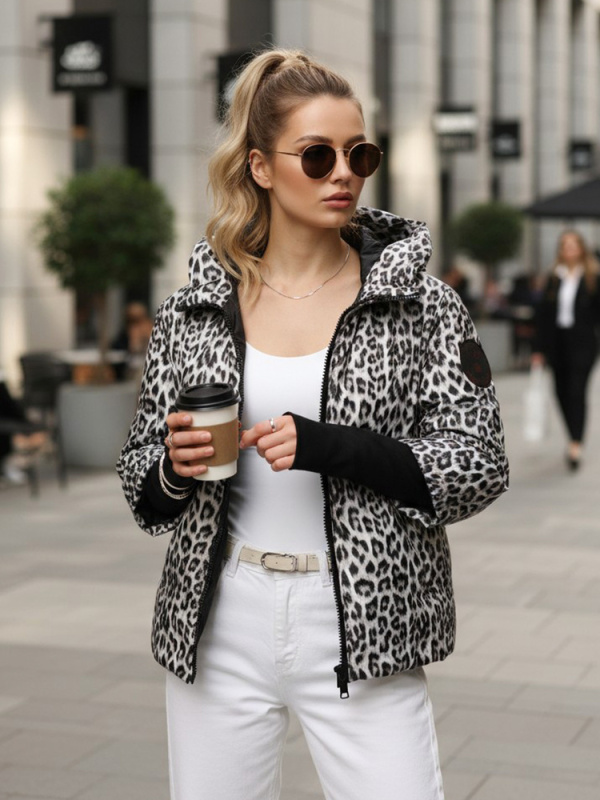 Dámská prošívaná bunda s leopardím vzorem