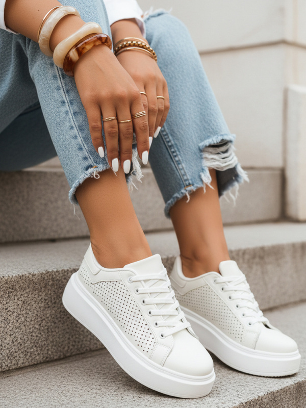 Dámské bílé nízké tenisky