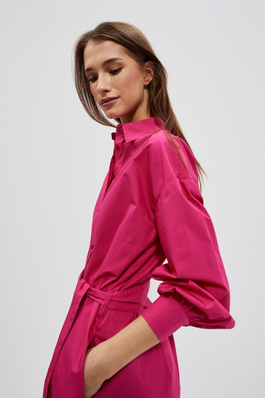 Košilové šaty s páskem v pase Velikost: M