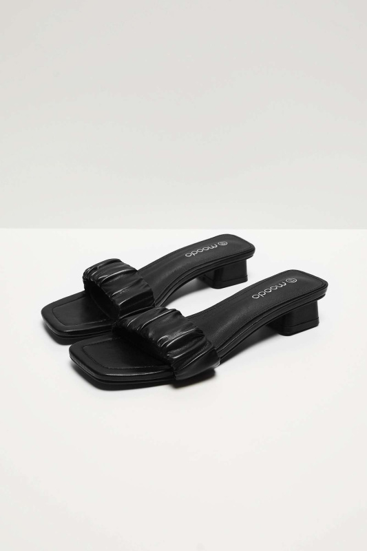 DÁMSKÉ BOTY L-BU-4001 ČERNÉ 37