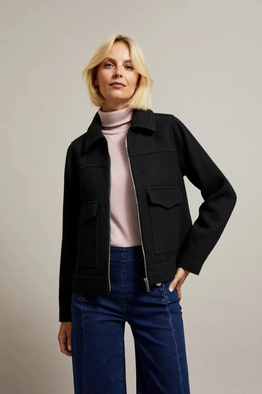 Dámská bunda s velkými kapsami MOODO - černá Velikost: S