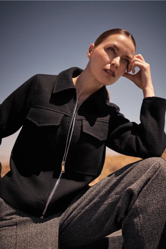 Dámská bunda s velkými kapsami MOODO - černá Velikost: S