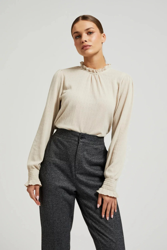 Dámská halenka s volánem u výstřihu MOODO - béžová Velikost: L