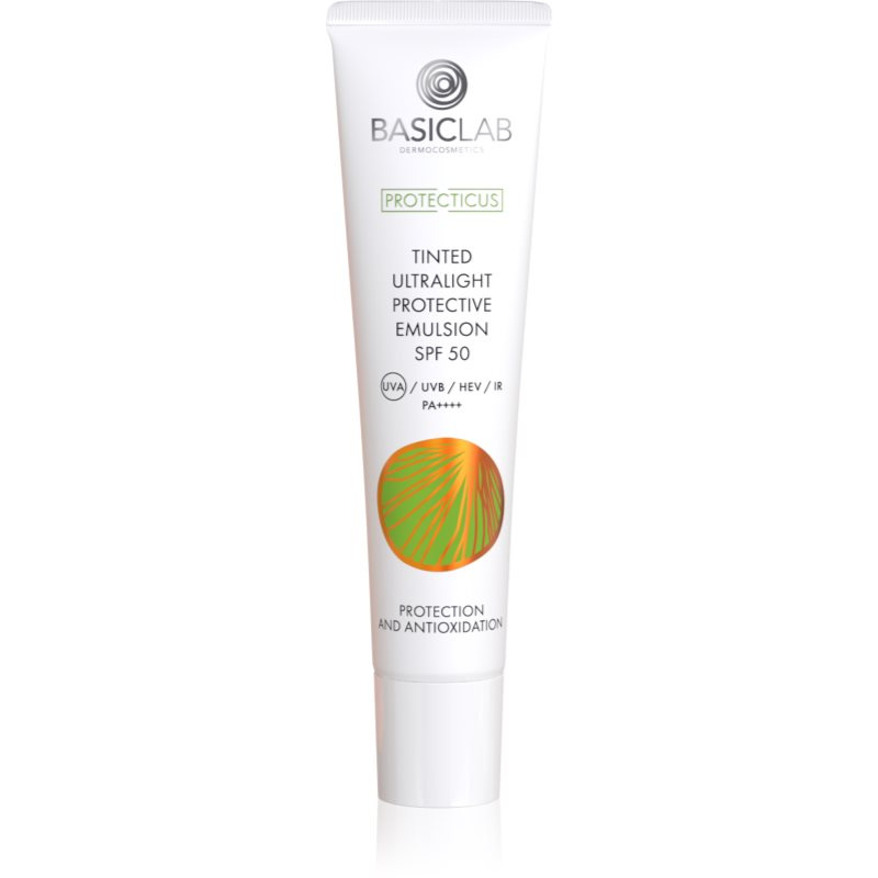 BasicLab Dermocosmetics Protecticus zabarvený ultralehký fluid pro mastnou a smíšenou pleť SPF 50+ 40 ml