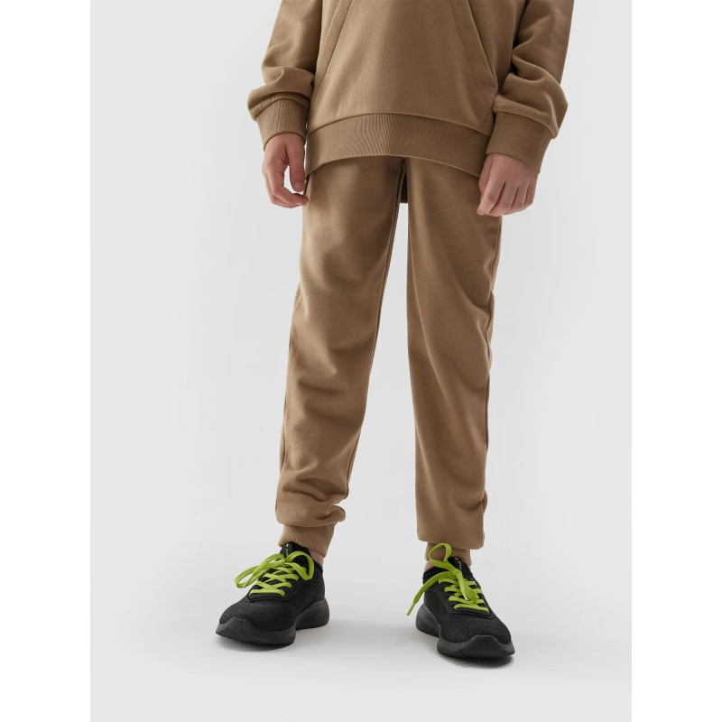 Chlapecké bavlněné tepláky - velikost 146