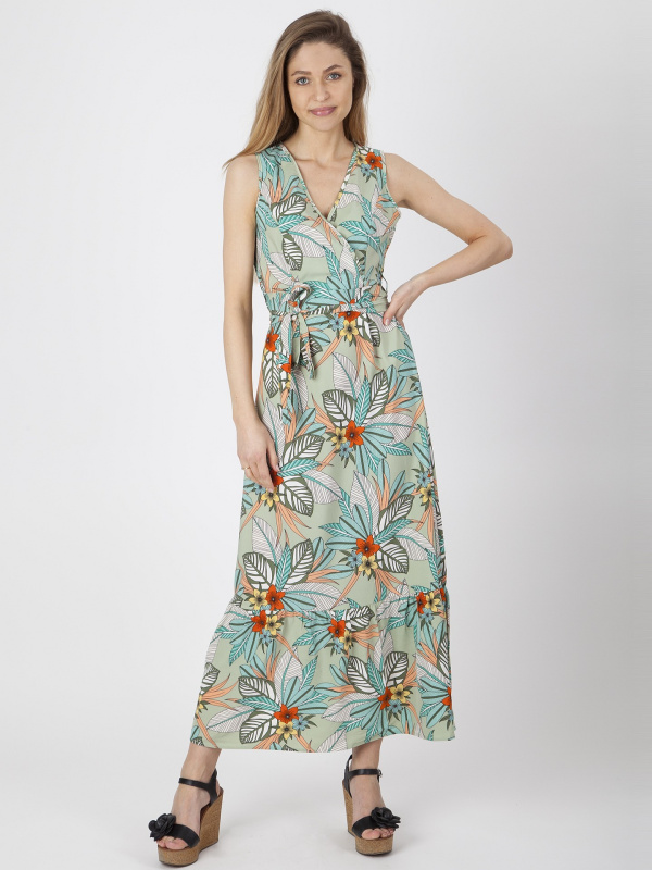 Dlouhé lehké šaty s květinovým motivem