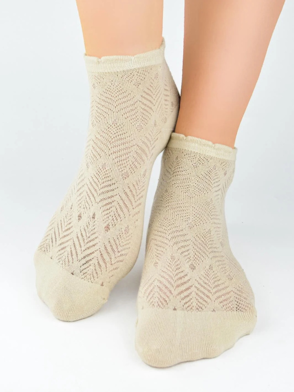 Ponožky Noviti SB118 Jacquard Leaf 35-42 bílá 39-42