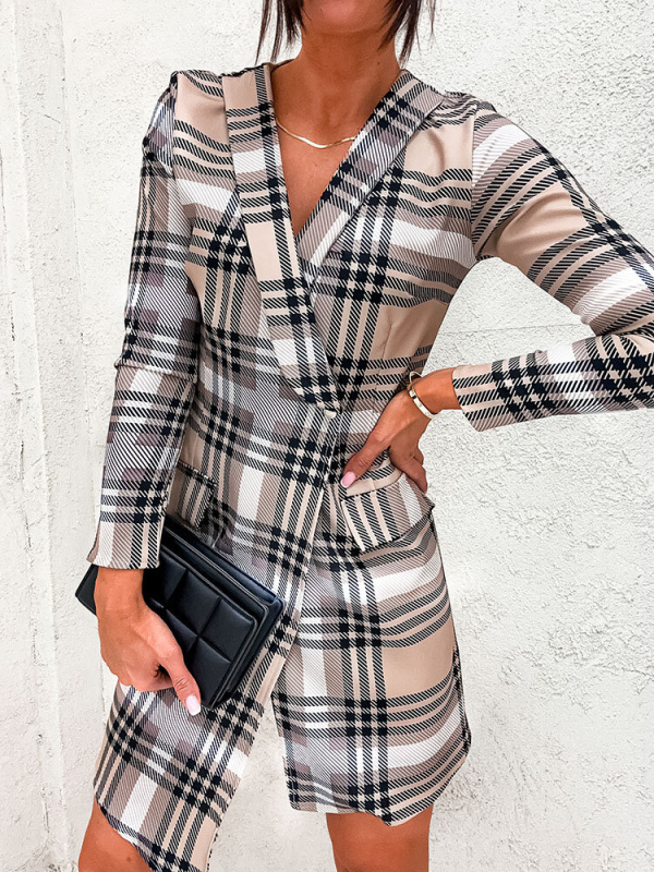 Resti Red women's checkered navy dress