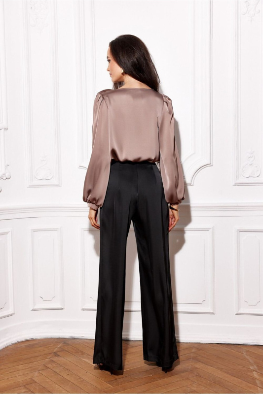 Dámská saténová halenka BLU0194 hnědá - Roco Fashion 40/L