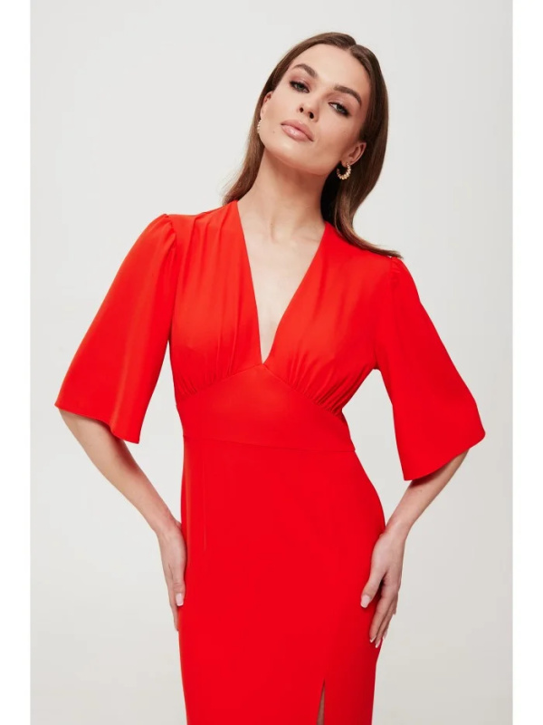 K183 Maxi šaty s vysokým rozparkem na nohavicích - korálová barva EU M