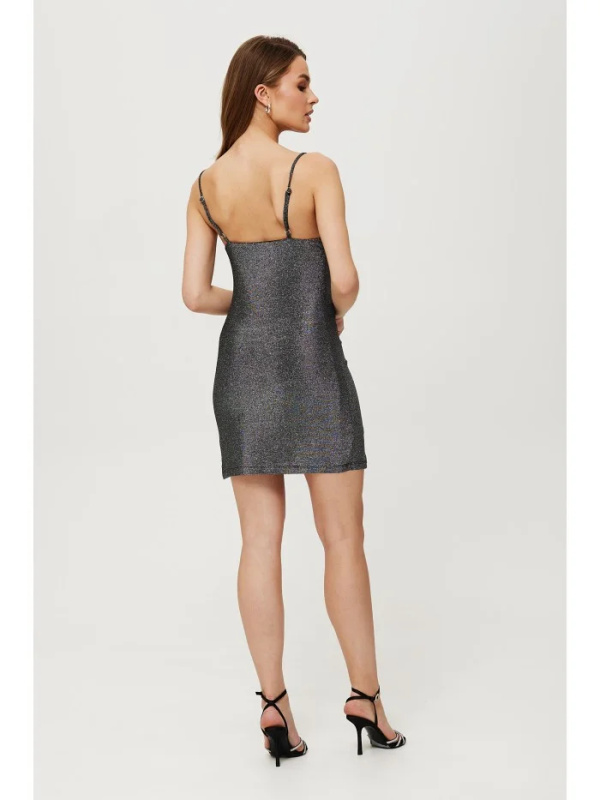 K191 Metalické mini šaty s broží s motýlkem - stříbrné EU L