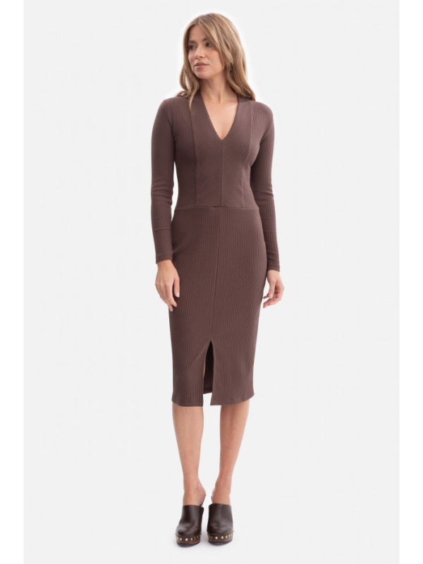 B307 Pletené tužkové šaty - hnědé EU M