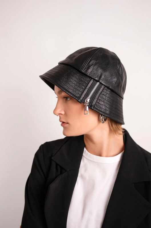 Unisex klobouk Art Of Polo 24340 Zipper černá 55-58 cm