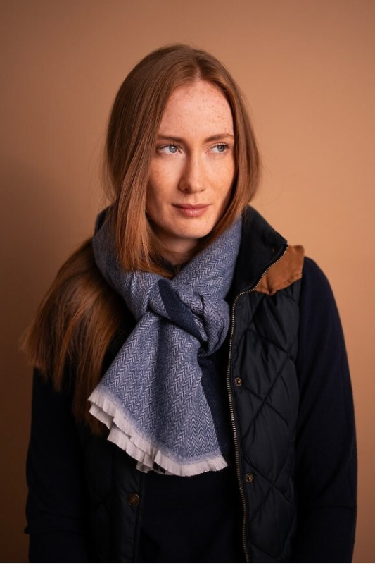 Šála Art Of Polo 25230 Altro černá univerzální