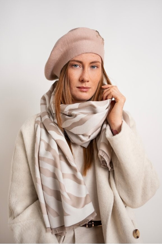 Šála Art Of Polo 25232 Allure šedá univerzální