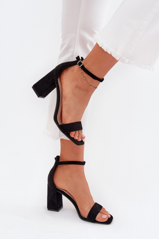 Dámské Sandály Na Podpatku Z Eko Semiše Černé Elirae 41