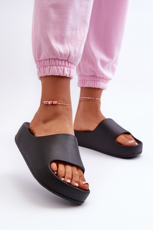 Dámské černé žabky Airaplea Foam Platform Velikost: 39