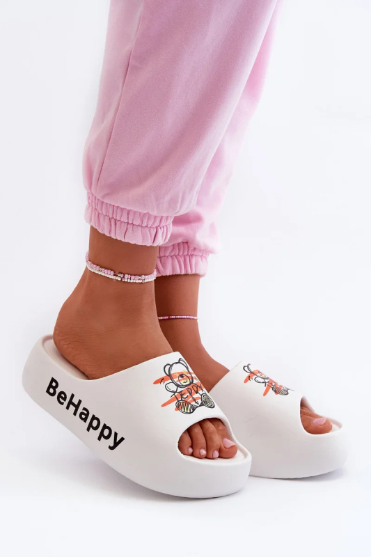 Lehké dámské pantofle na silné podrážce s medvídkem bílá pěna Serefina Velikost: 36/37