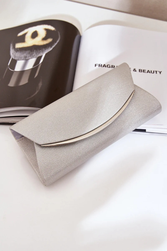 Lesklá společenská kabelka psaníčko stříbrná Sastorea Velikost: Univerzální