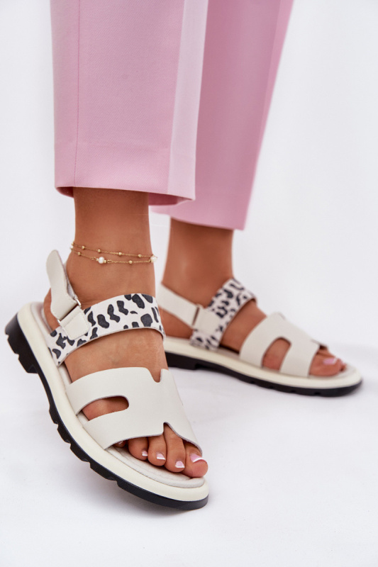 Dámské Kožené Sandály Na Plochém Podpatku Leopard Vinceza 66780 Béžové 39